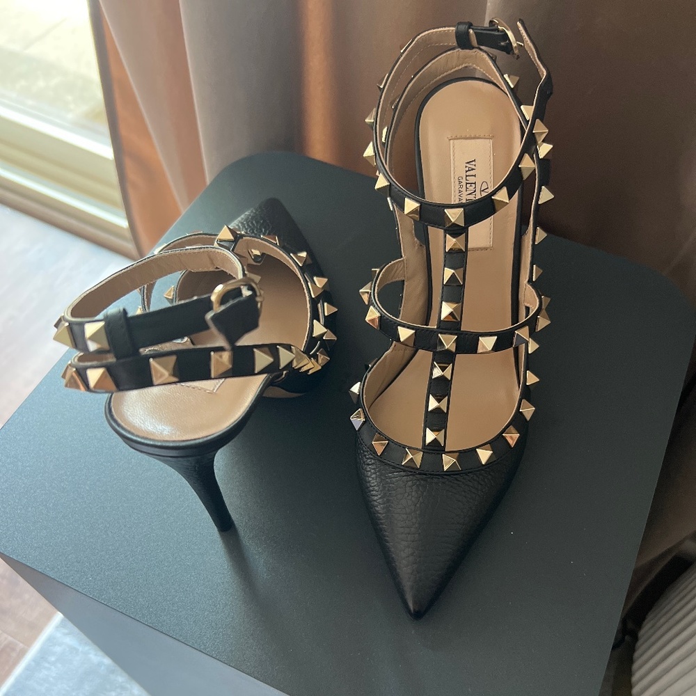 Valentino garavani shoes
